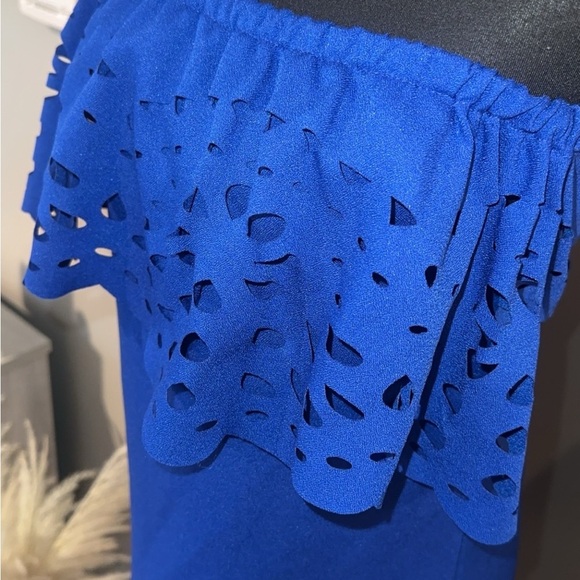 Blue Strapless Dress with Eyelet Details - Picture 2 of 3